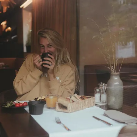 Alpen-karawanserai ザールバッハ・ヒンターグレム