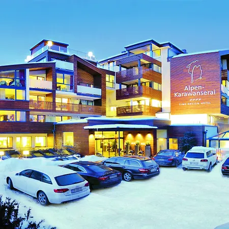 ホテル Alpen-karawanserai